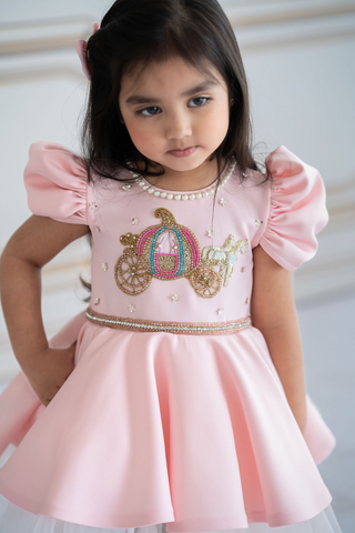 Princess chariot dress