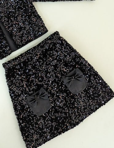 Black sequins set