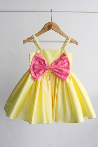 Yellow taffeta dress